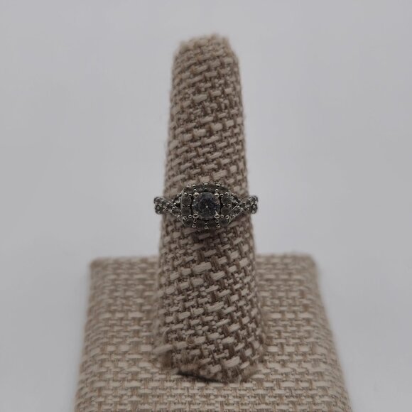 Size 7 Sterling Silver Clear Sapphire Gems Band Ring A3197 - Picture 1 of 10